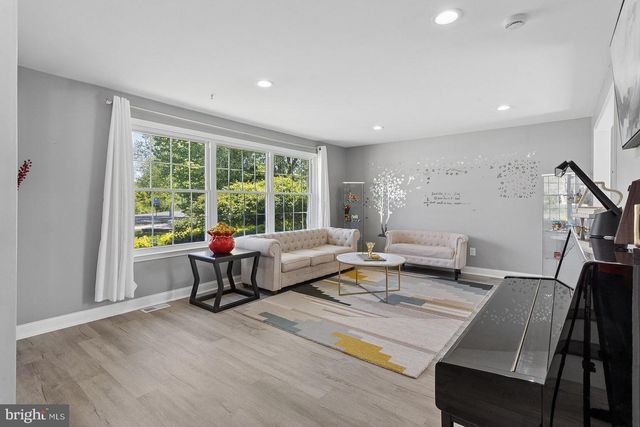 1006 MARLOWE RD, Cherry Hill, NJ 08003