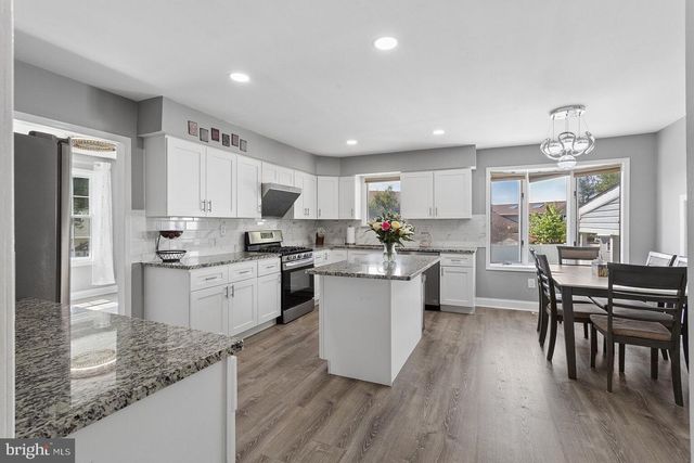 1006 MARLOWE RD, Cherry Hill, NJ 08003