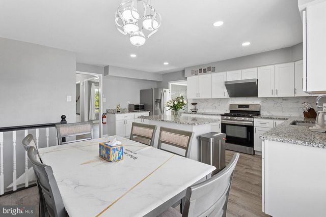 1006 MARLOWE RD, Cherry Hill, NJ 08003