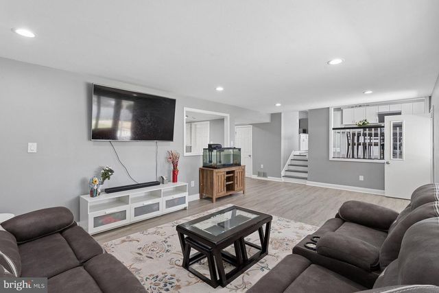 1006 MARLOWE RD, Cherry Hill, NJ 08003