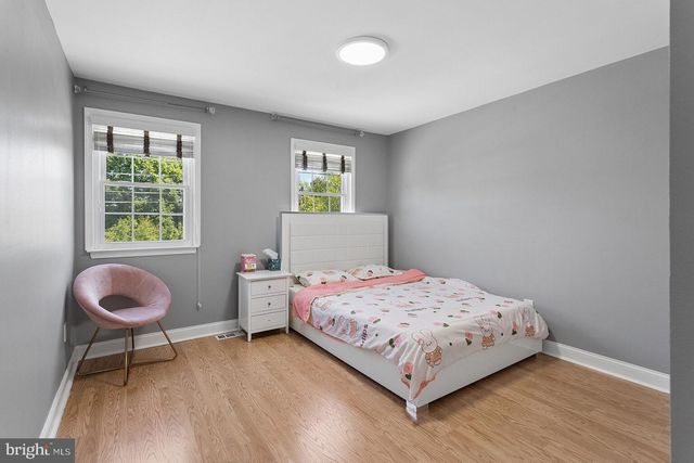 1006 MARLOWE RD, Cherry Hill, NJ 08003