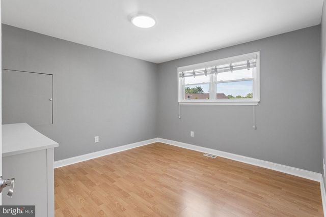 1006 MARLOWE RD, Cherry Hill, NJ 08003