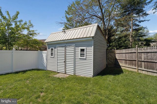 1006 MARLOWE RD, Cherry Hill, NJ 08003