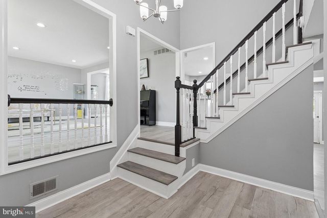 1006 MARLOWE RD, Cherry Hill, NJ 08003