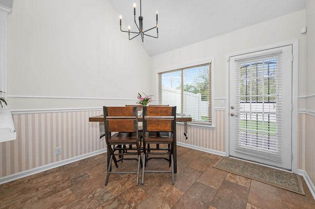408 Biltmore Cir, Murfreesboro, TN 37128