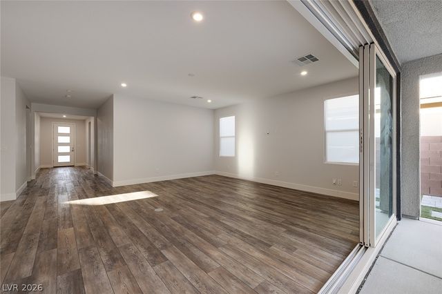 9689 Starlight Ridge Avenue, Las Vegas, NV 89148
