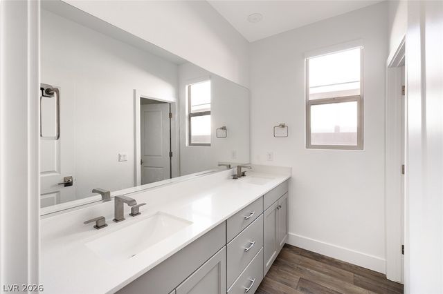 9689 Starlight Ridge Avenue, Las Vegas, NV 89148