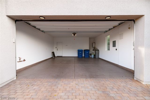 9689 Starlight Ridge Avenue, Las Vegas, NV 89148