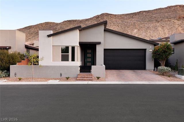 9689 Starlight Ridge Avenue, Las Vegas, NV 89148