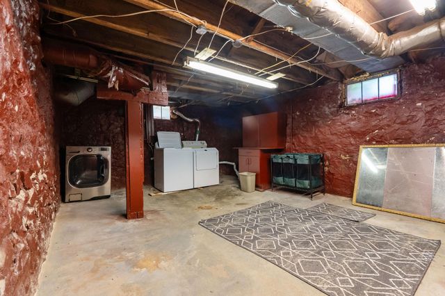 434 N Broadway Street, Cassopolis, MI 49031