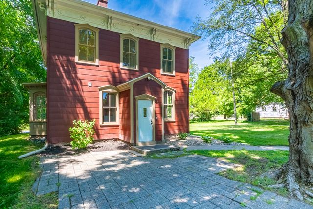434 N Broadway Street, Cassopolis, MI 49031