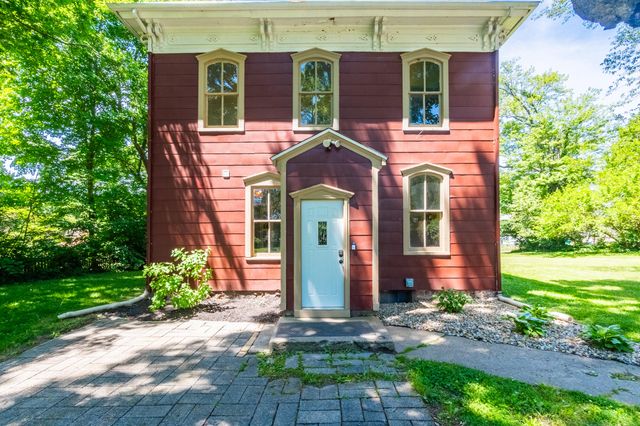 434 N Broadway Street, Cassopolis, MI 49031