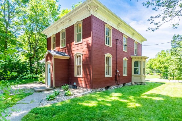 434 N Broadway Street, Cassopolis, MI 49031