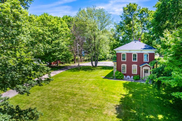 434 N Broadway Street, Cassopolis, MI 49031