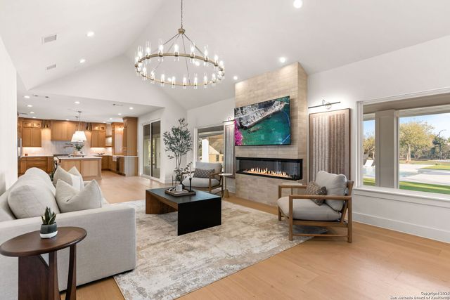 24840 Breeze Oak, San Antonio, TX 78255