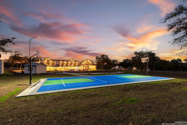 24840 Breeze Oak, San Antonio, TX 78255