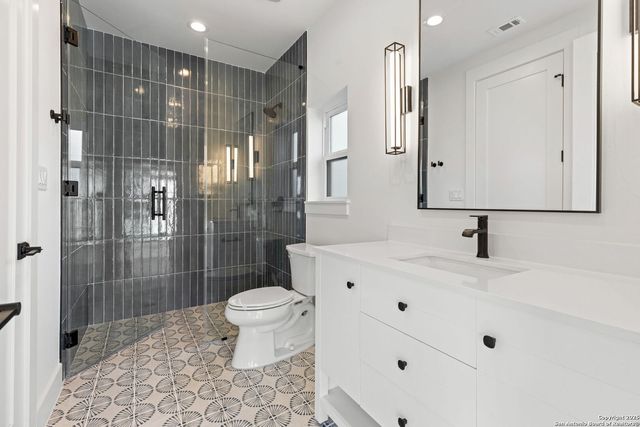 24840 Breeze Oak, San Antonio, TX 78255