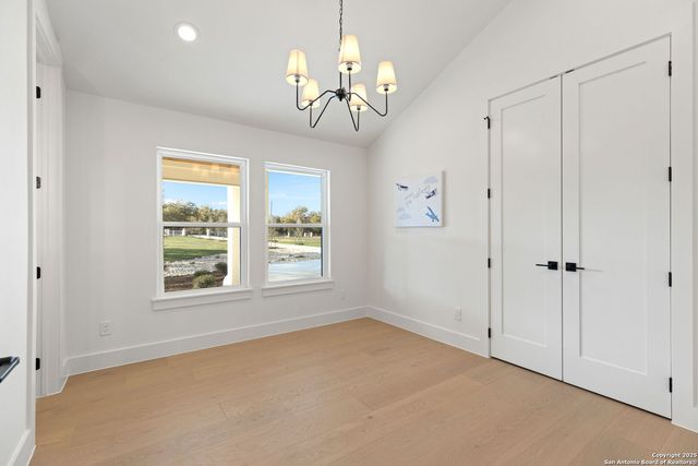 24840 Breeze Oak, San Antonio, TX 78255