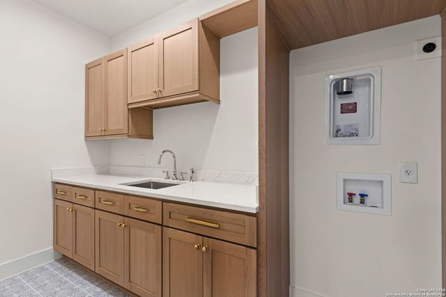 24840 Breeze Oak, San Antonio, TX 78255