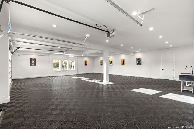 24840 Breeze Oak, San Antonio, TX 78255