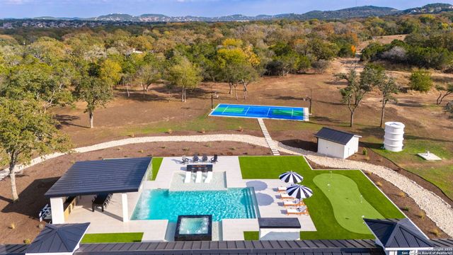 24840 Breeze Oak, San Antonio, TX 78255