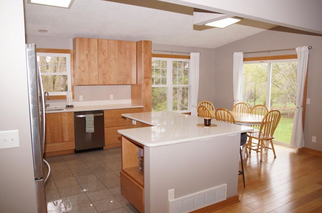 700 80th Street, Victoria, MN 55386