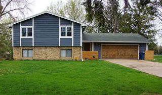 700 80th Street, Victoria, MN 55386