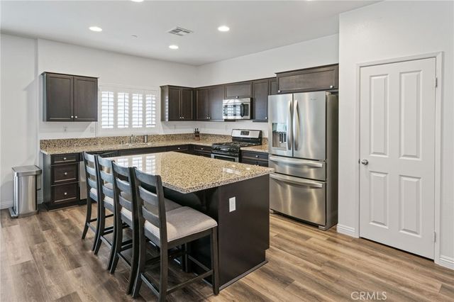 16750 Cherry Tree, Fontana, CA 92336