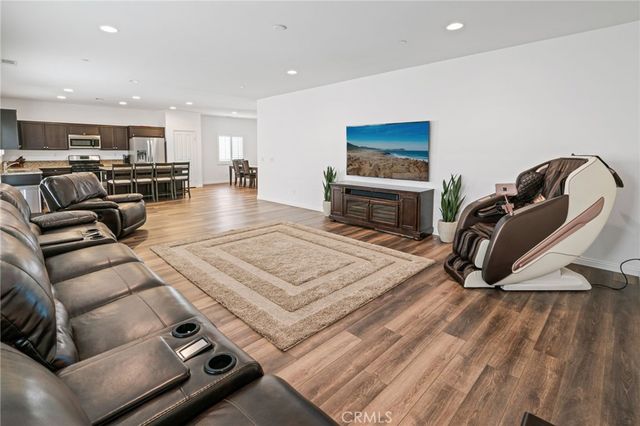 16750 Cherry Tree, Fontana, CA 92336