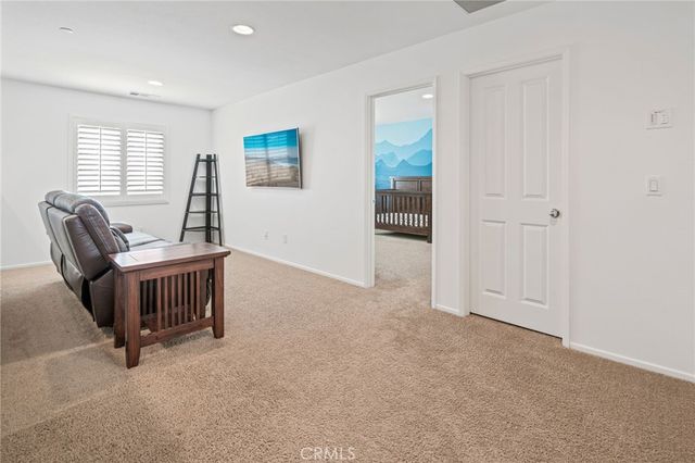 16750 Cherry Tree, Fontana, CA 92336