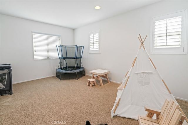 16750 Cherry Tree, Fontana, CA 92336