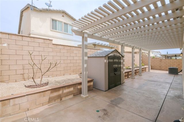 16750 Cherry Tree, Fontana, CA 92336