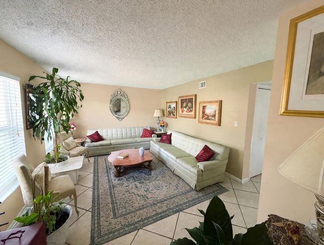 58 Ann Lee Lane, Tamarac, FL 33319