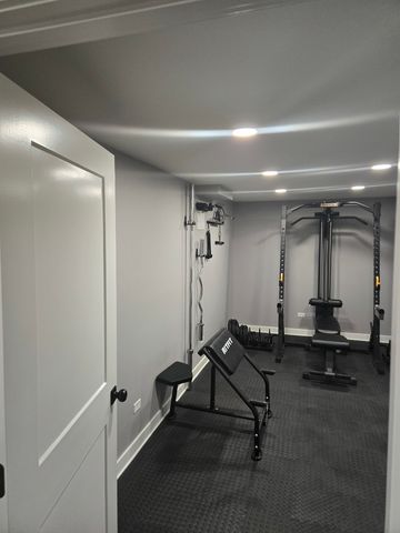 927 Treeline Court, Lockport, IL 60441