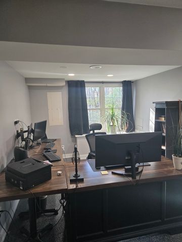 927 Treeline Court, Lockport, IL 60441