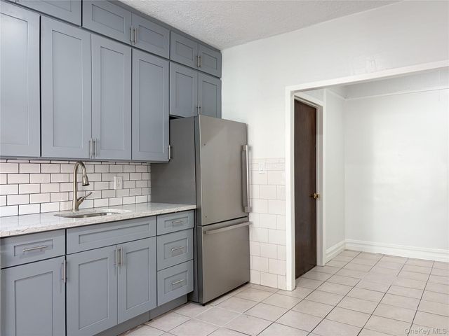 2863 Coddington Avenue, Bronx, NY 10461