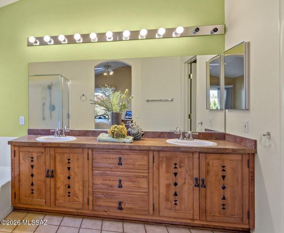 14166 N Forthcamp Court, Oro Valley, AZ 85755