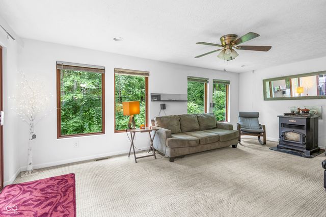 7502 Lion Drive, Nineveh, IN 46164