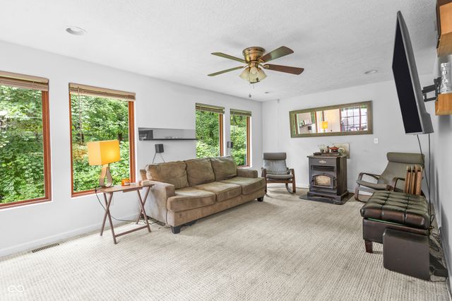 7502 Lion Drive, Nineveh, IN 46164