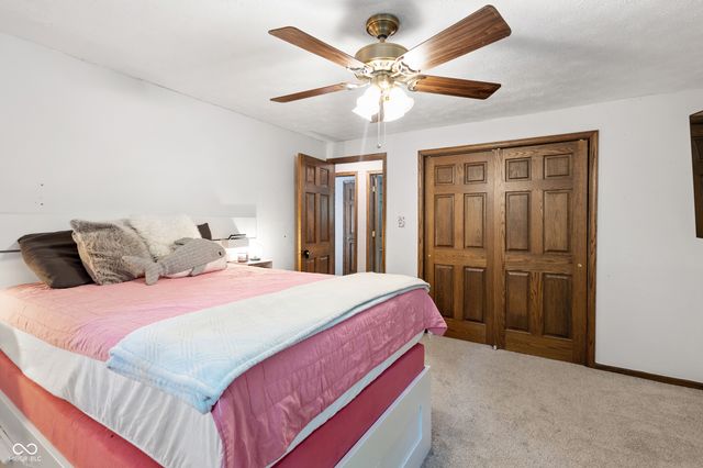 7502 Lion Drive, Nineveh, IN 46164