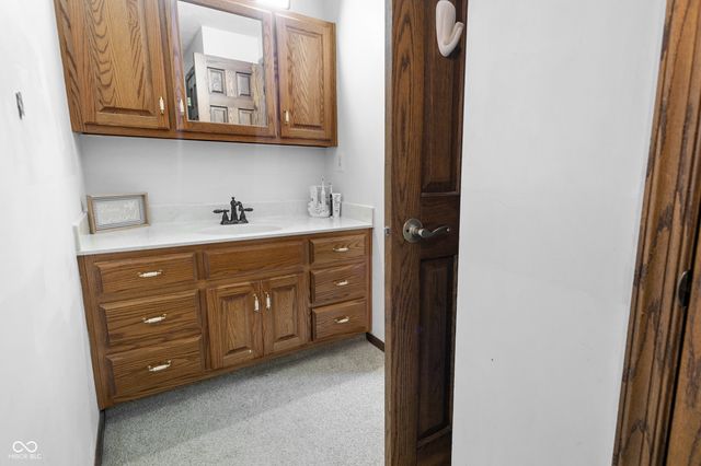 7502 Lion Drive, Nineveh, IN 46164