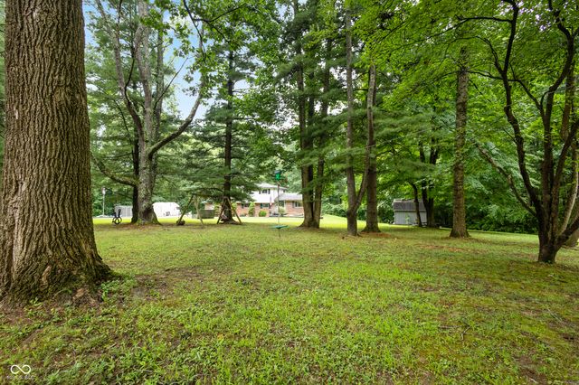 7502 Lion Drive, Nineveh, IN 46164