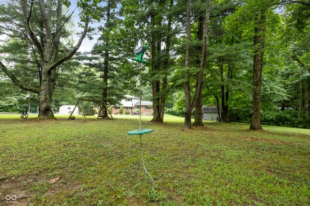 7502 Lion Drive, Nineveh, IN 46164