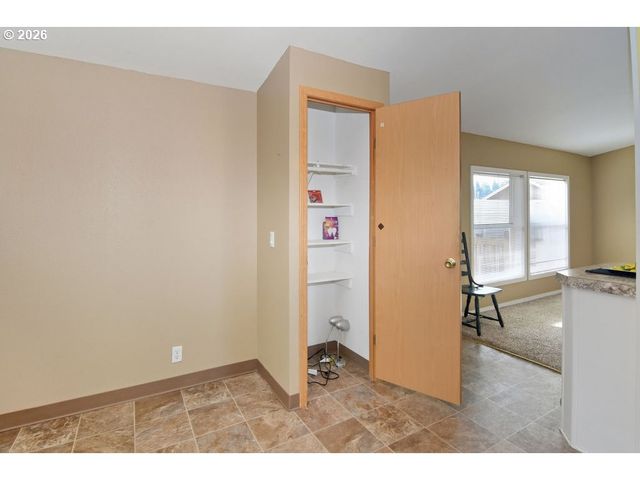 13401 Ne 28TH St 215, Vancouver, WA 98682