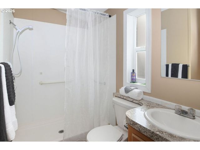 13401 Ne 28TH St 215, Vancouver, WA 98682