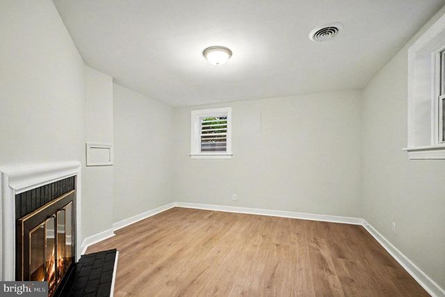 811 COLLEGE AVE, Fredericksburg, VA 22401