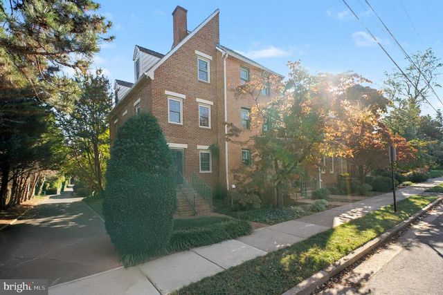 811 COLLEGE AVE, Fredericksburg, VA 22401