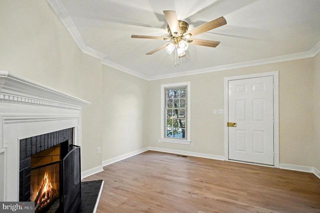 811 COLLEGE AVE, Fredericksburg, VA 22401