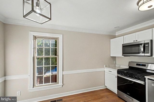 811 COLLEGE AVE, Fredericksburg, VA 22401