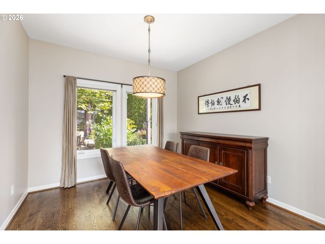 1300 Nw MAYFIELD Rd, Portland, OR 97229